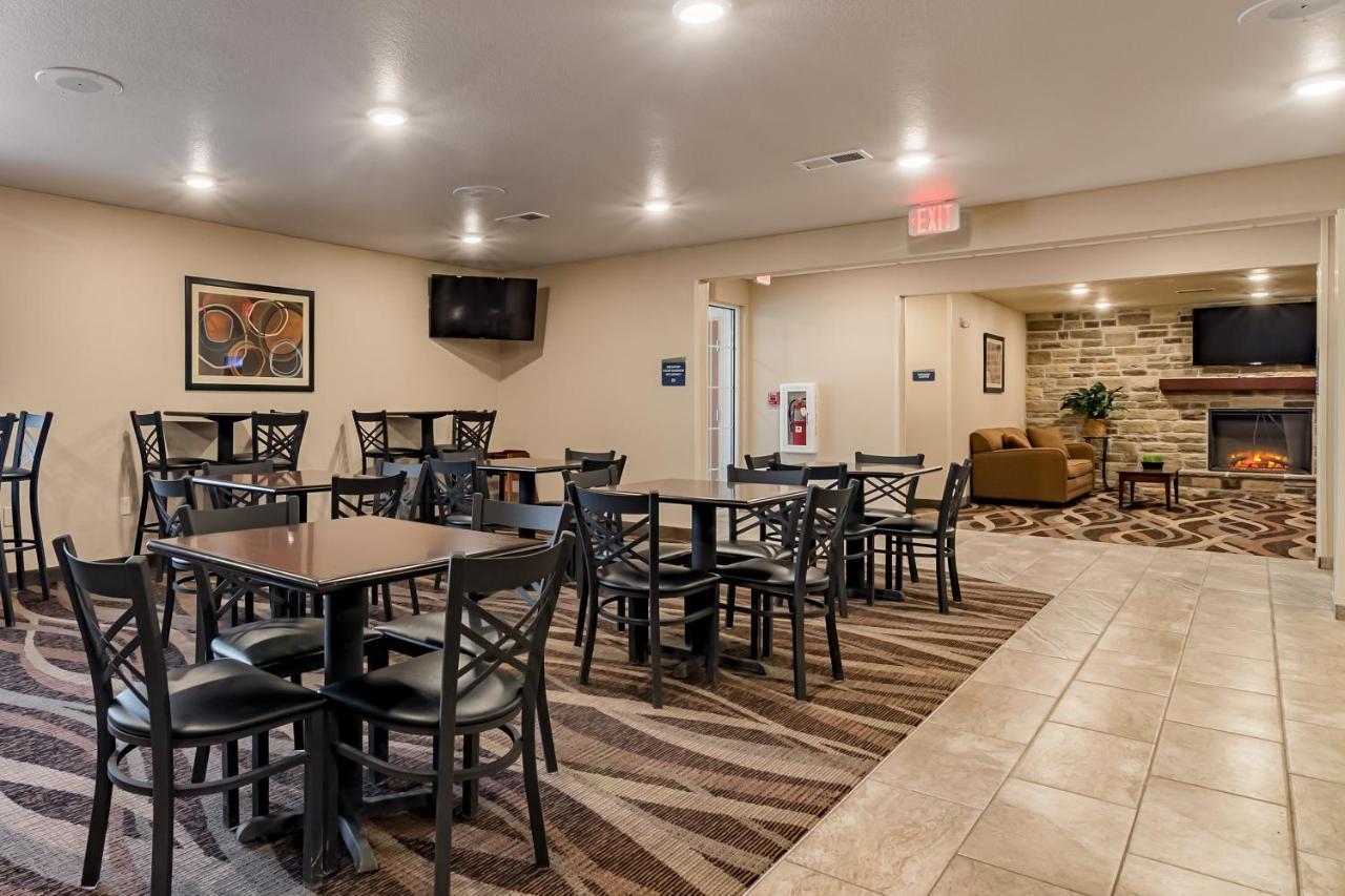 Cobblestone Inn & Suites - Lamoni Екстериор снимка