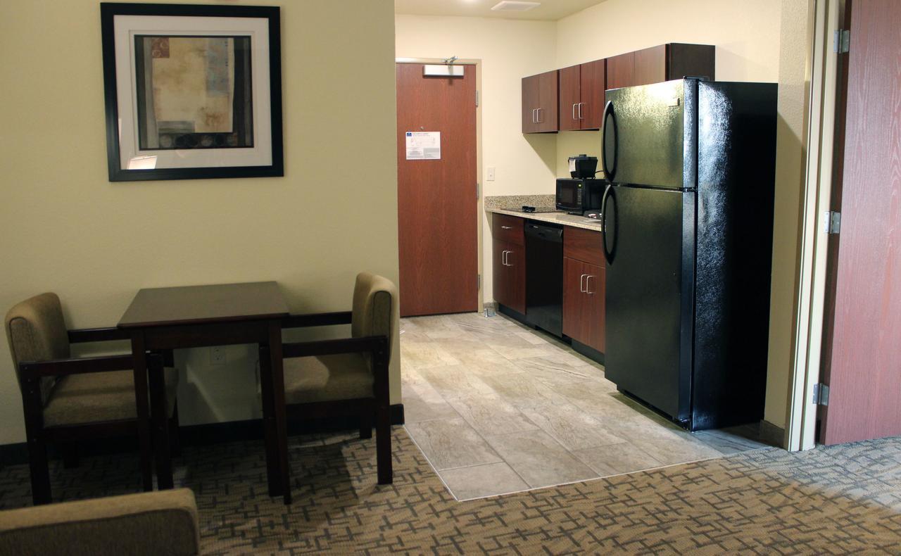 Cobblestone Inn & Suites - Lamoni Екстериор снимка